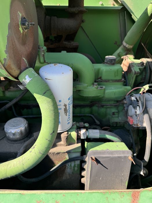 Комбайн зерноуборочный John Deere 1065