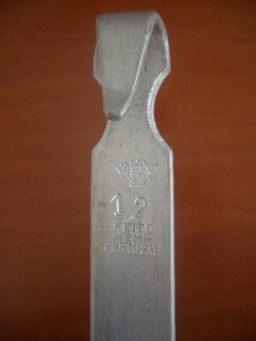 Acessório de cozinha antigo