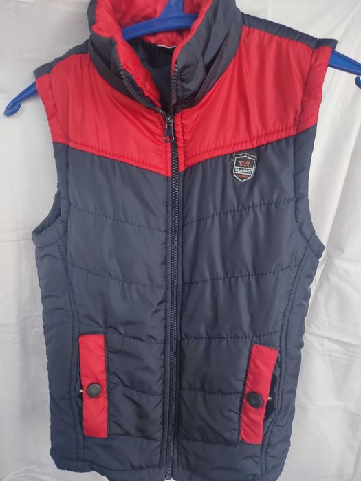 Продам безрукавку для хлопчиків балон!!!