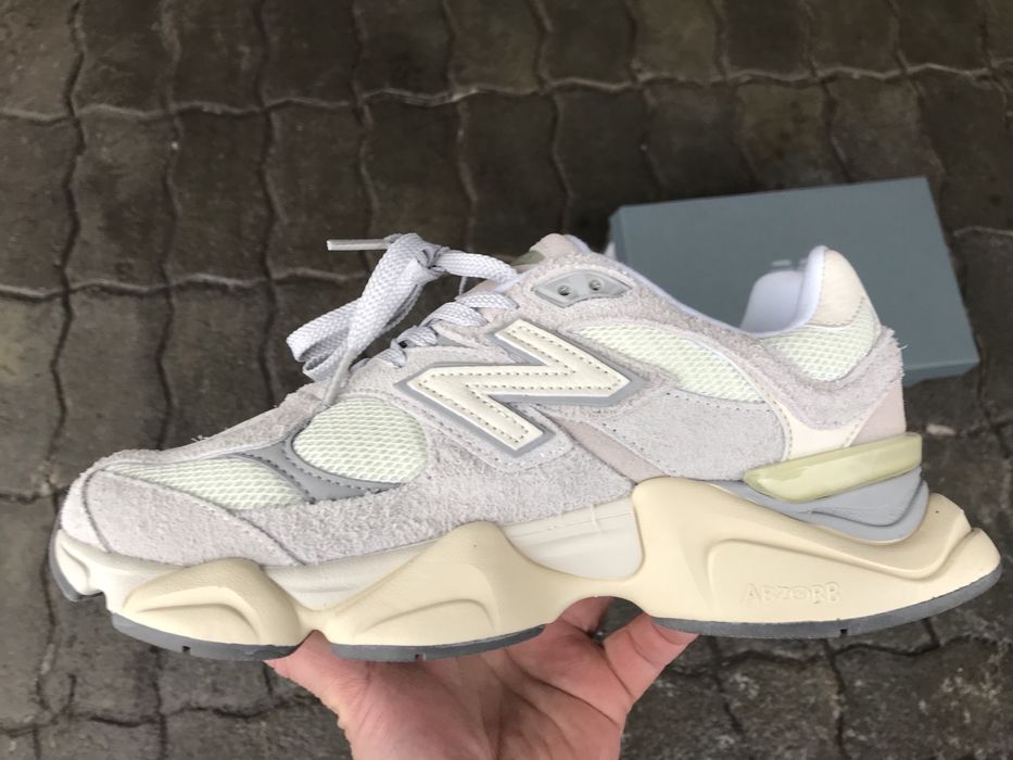 Кросівки New balance 9060 Light Grey 40-45 в наяності.