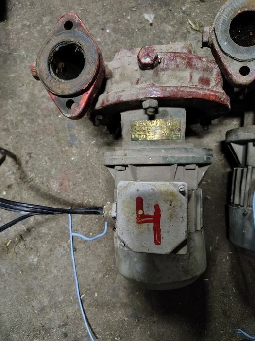 Silnik 0,25kW 3 fazy +pompa do tego