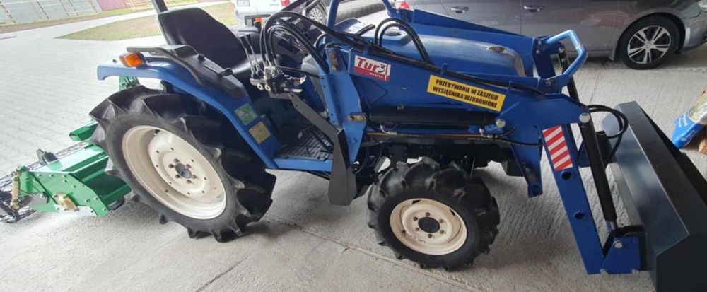 Usługi minikoparką / Koparko-ładowarka / Traktor z glebogryzarka separacyjną / Wywrotka  3.5t