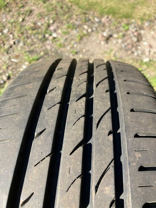 Sprzedam felgi z oponami do Smarta Forfour.