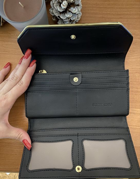 Жіночий гаманець новий