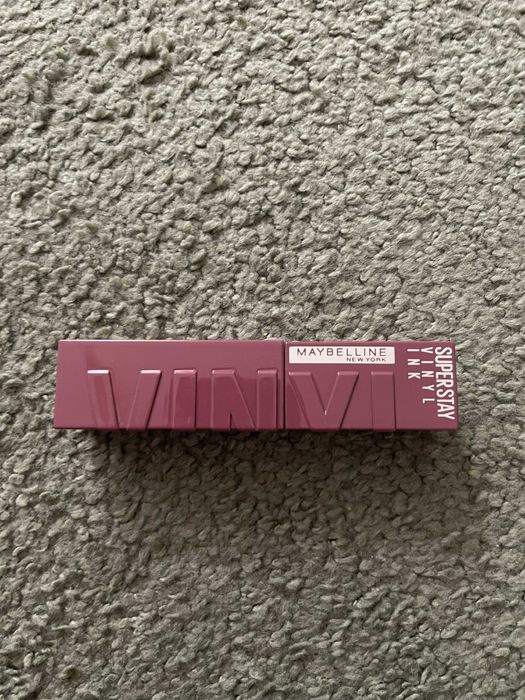 Maybelline New York Vinyl Ink Szminka do ust 40 Witty 4,2ml 2010