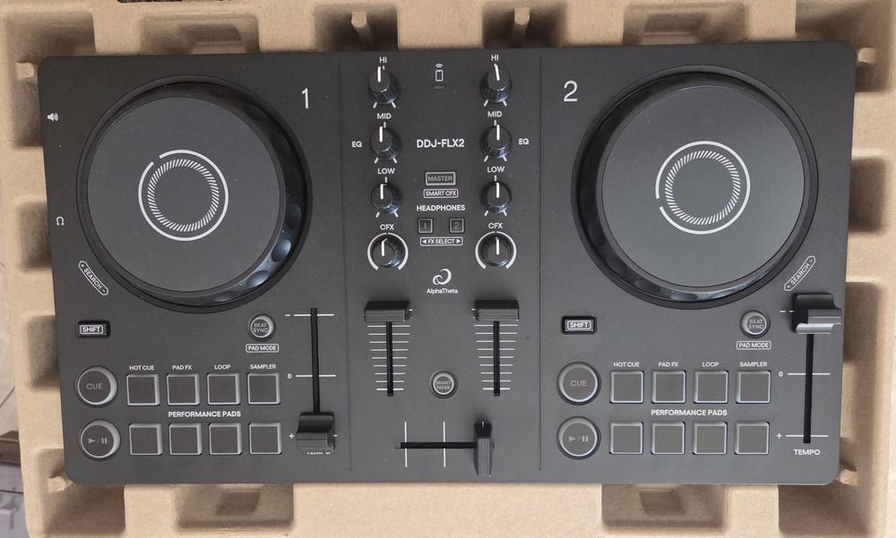 Controlador para DJ AlphaTheta DDJ- FLX2