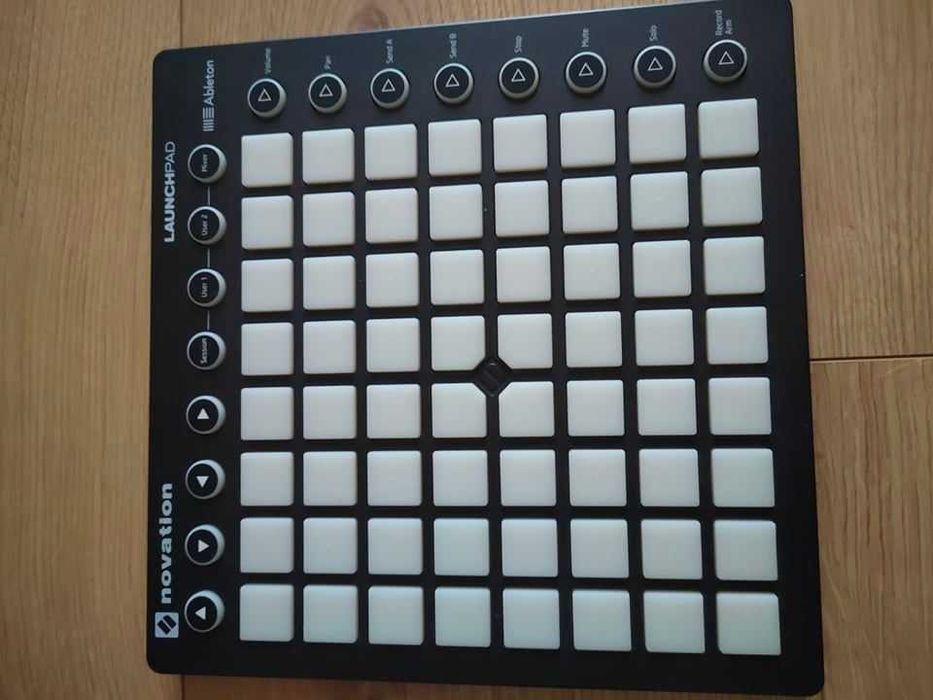 Novation Launchpad MK2