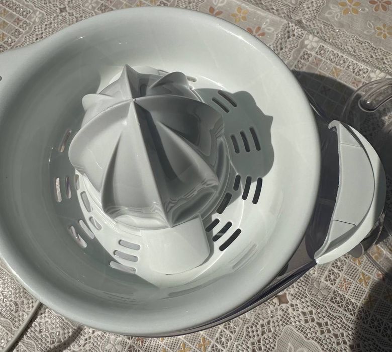 Цитрусниця соковижималка Philips HR2744