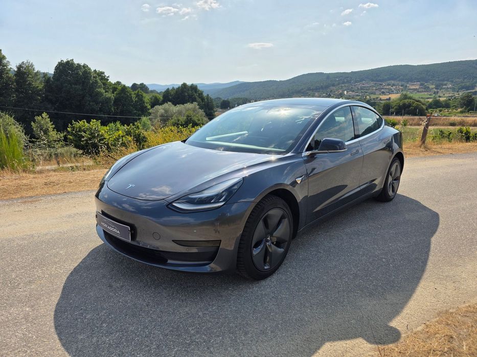 Tesla Model 3 Standard Range Plus RWD
