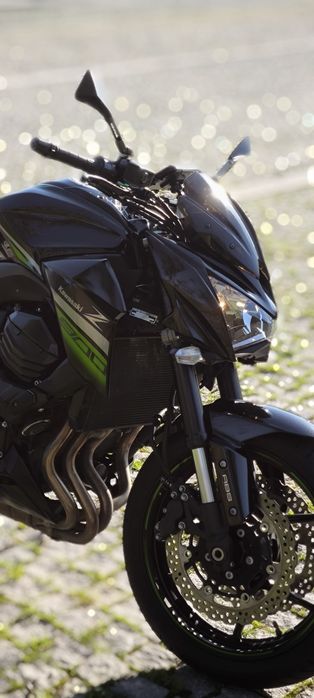 Excelente Kawasaki Z800 ABS
