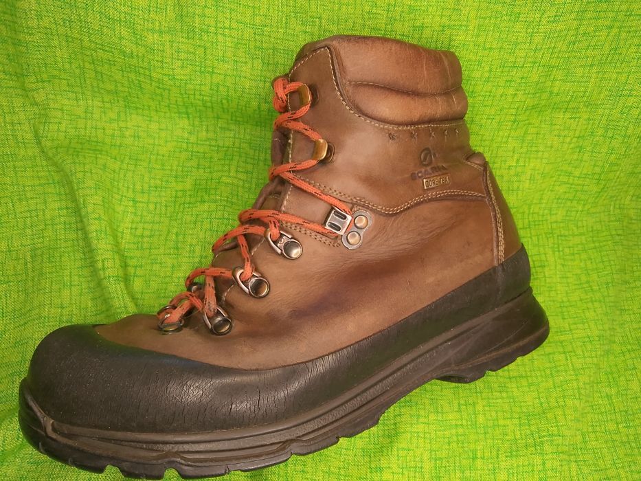 Buty górskie Skarpa róż 41 weaterprof Italia