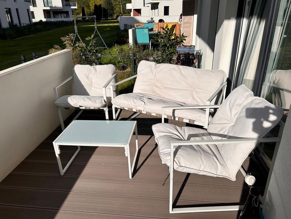 Meble ogrodowe kanapa i dwa fotele