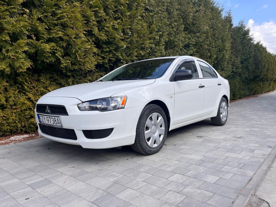 Mitsubishi Lancer  1.5 Inform Pięknie Utrzymany