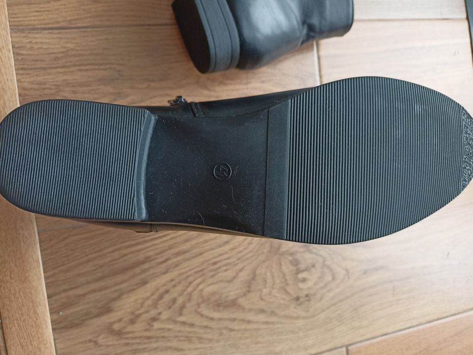 Botki czarne nowe