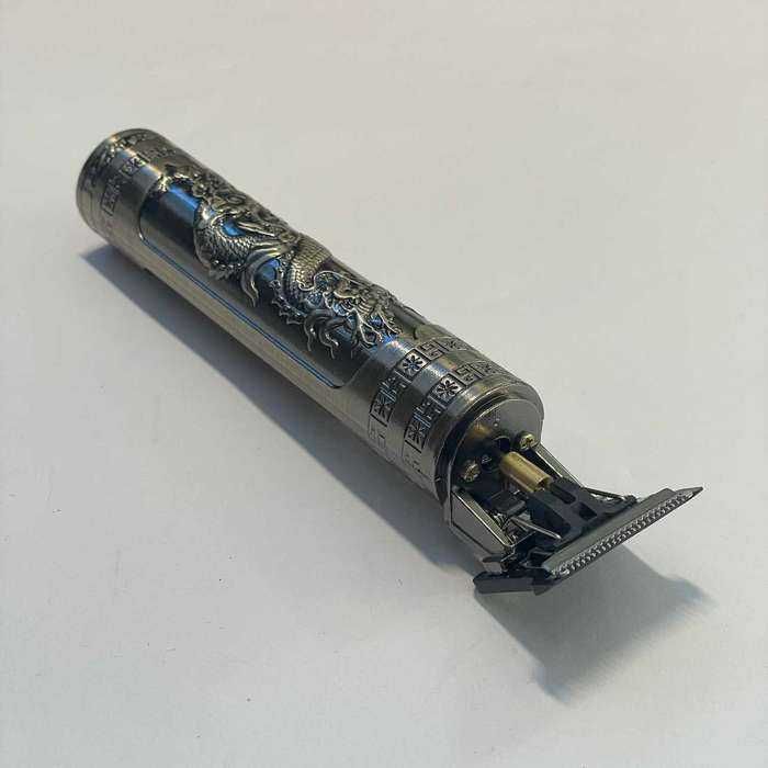 Maszynka do strzyżenia włosów ze zdobieniami smoka brąz bronz