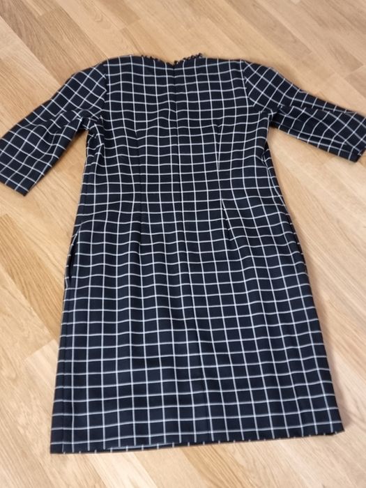 Sukienka Simple 38