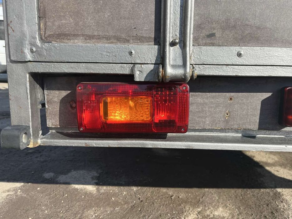 Причіп легковий. Категорія В.