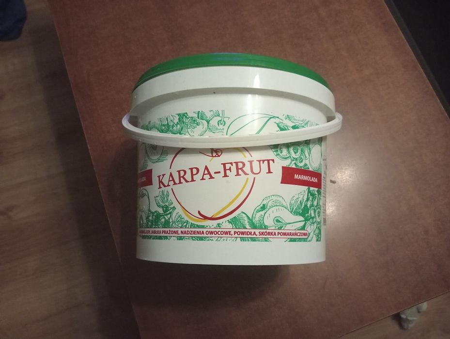 Pojemniki 14 kg z pokrywką