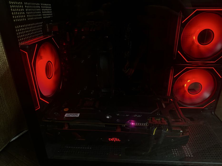 игровой компьютер с полным комплектом