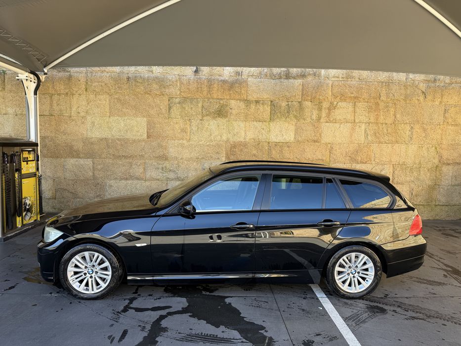Bmw 318 D de 2012 Como Novo
