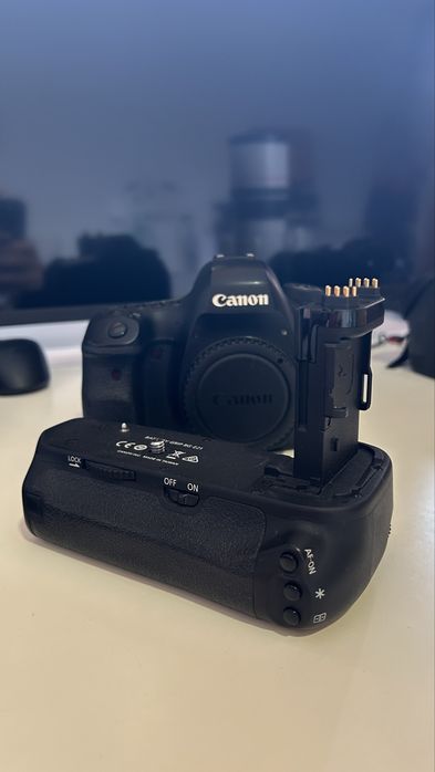 Canon 6d mark 2 + Grip de bateria original