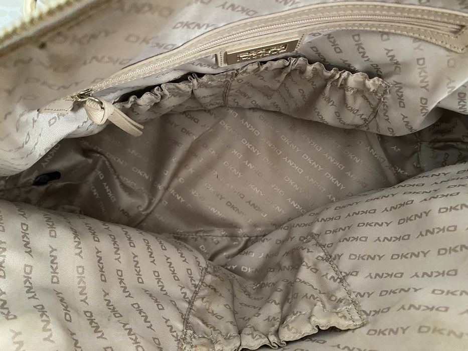 Mala Branca DKNY - USADA