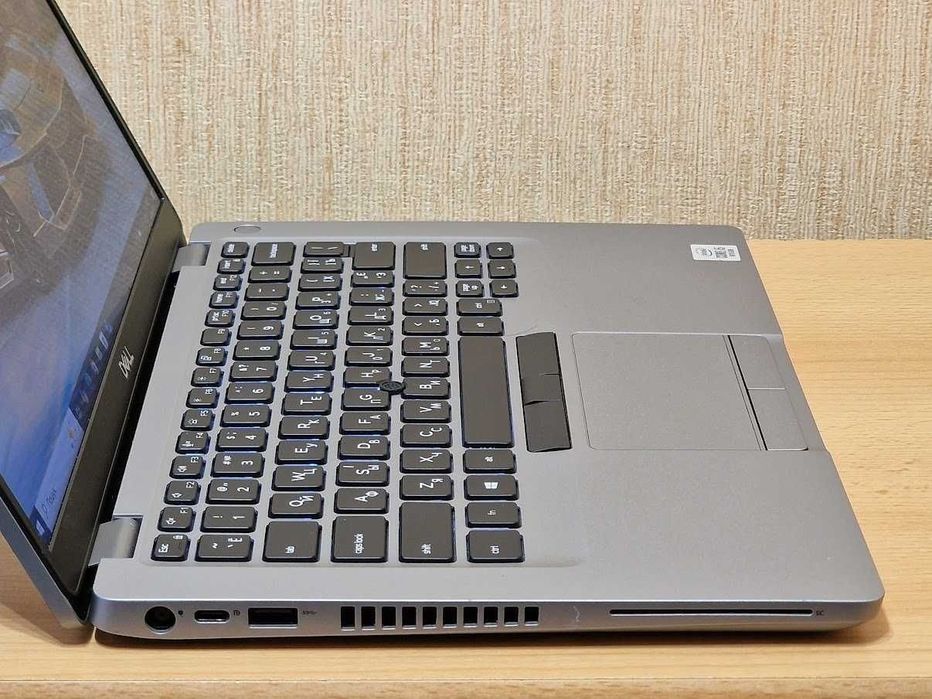 Dell 14" ips 16/250 Core i5-10 покоління
