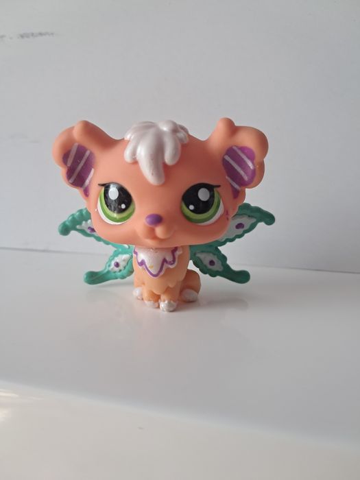 Littlest pet shop lps