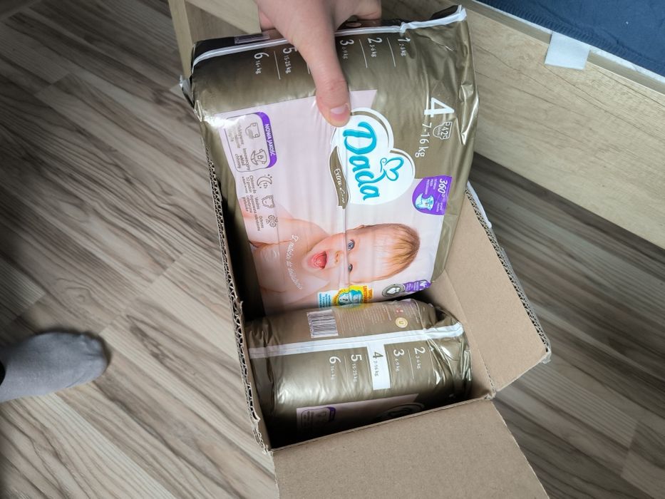 Pampersy dada 4 - opakowania nowe