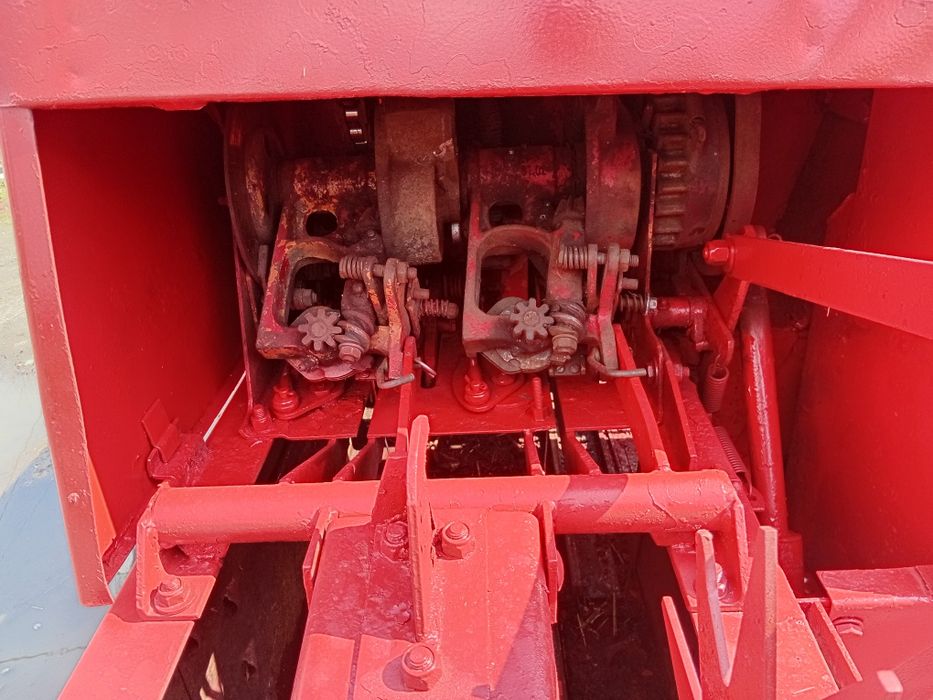 Прес підборщик Sipma