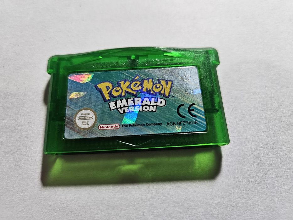 Pokemon Emerald Nintendo Gameboy Advance PAL Oryginał