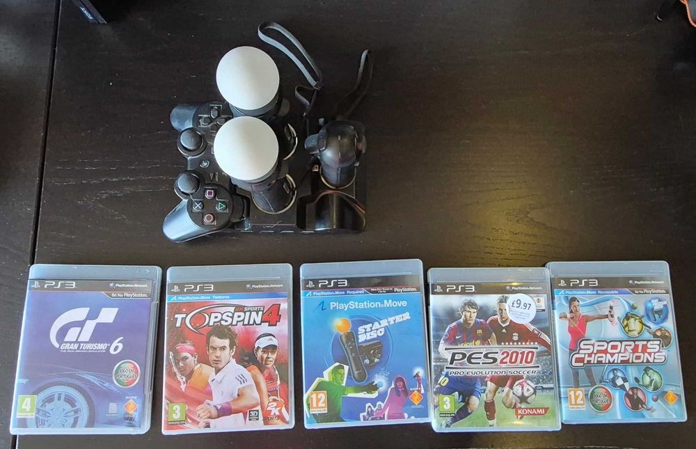 Playstation3 + comandos move + Jogos