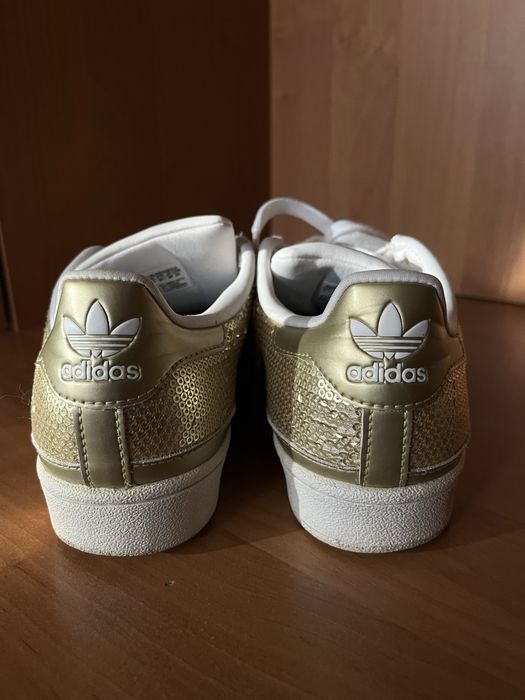 Adidas superstar