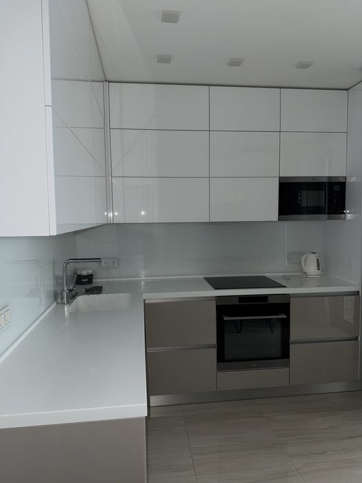 Оренда двокімнатної квартири жк Зарічний