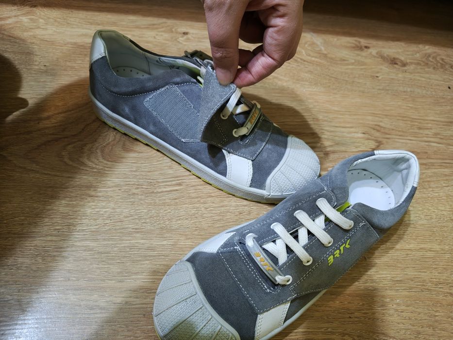 Nowe trampki Bartek 38