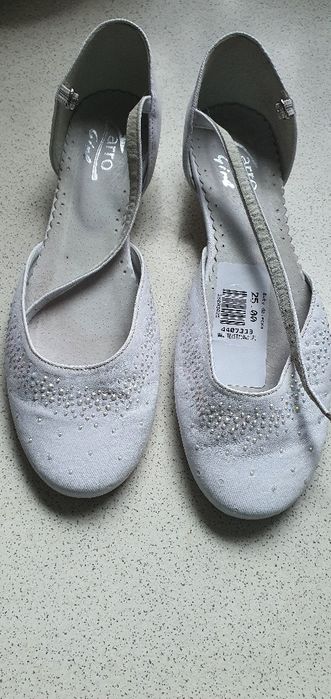 Buciki dla dziewczynki na komunię