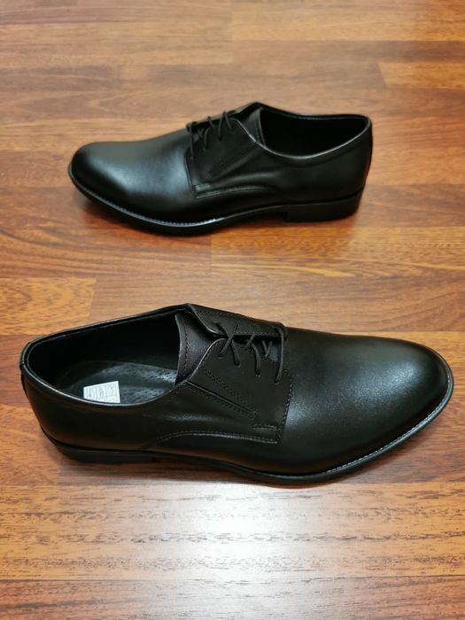 Eleganckie Wizytowe Skórzane Półbuty Męskie M 180 Czarne Tęgie