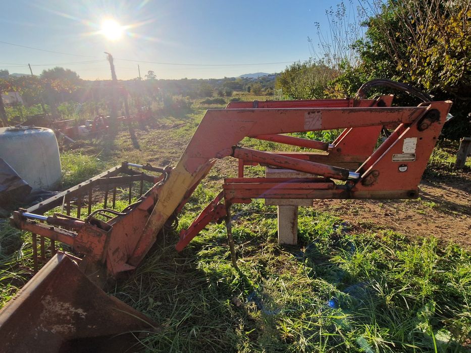 Vendo carregador frontal