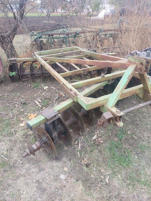 Продам диски на трактор