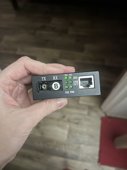 Медіаконвертер EMC-102