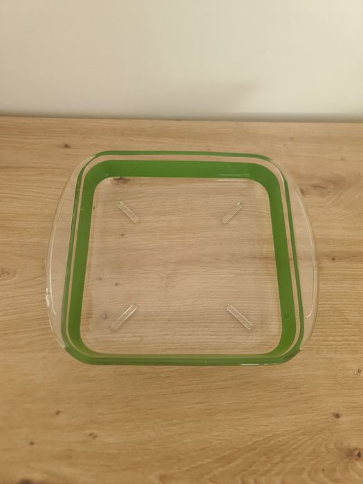 Licoreira em vidro com copos