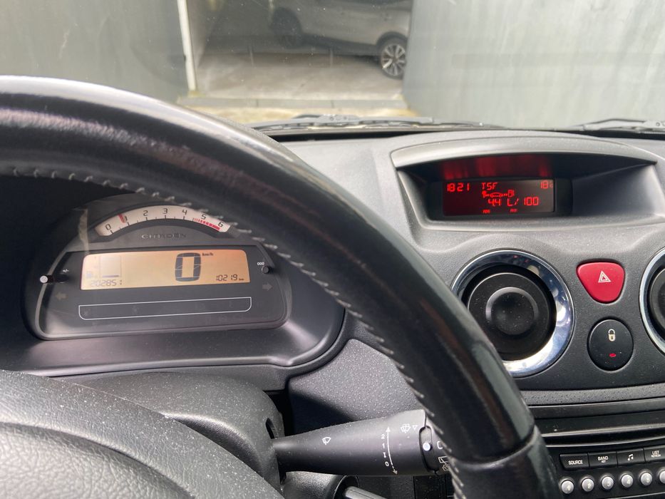 Vendo C2 Vtr 1.4 HDI  12/2009