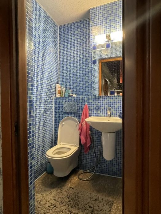 Свободна .Сдам 120 м.кв квартиру в самом Центре города