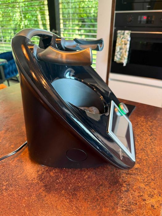 Sprzedam Thermomix TM6