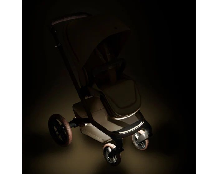 Sprzedam nowa spacerówka  Maxi Cosi Fame nowa generacja Oak Truffle