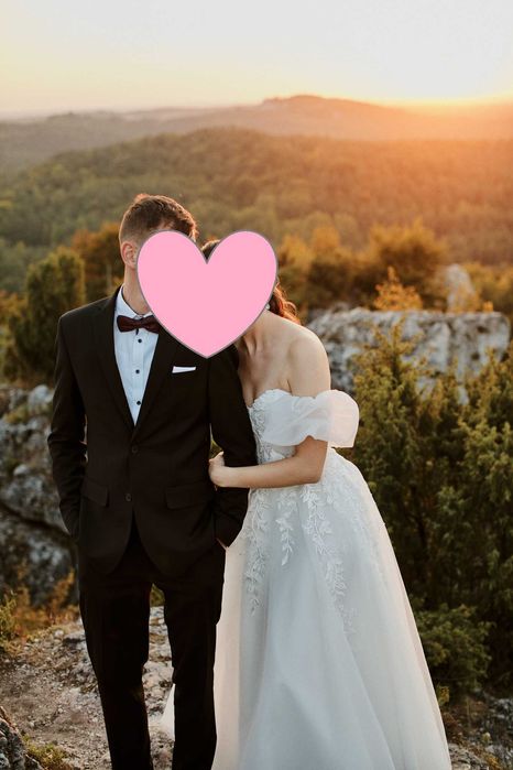 Suknia ślubna gorsetowa