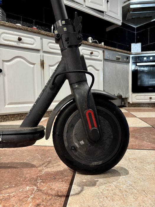 Xiaomi Mi Electric Scooter M365 – Excelente estado
