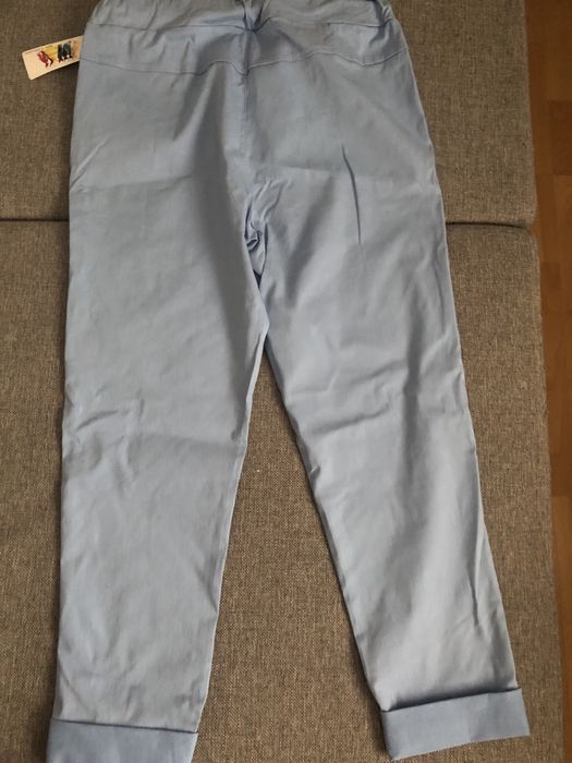 Spodnie błękitne z serduszkiem