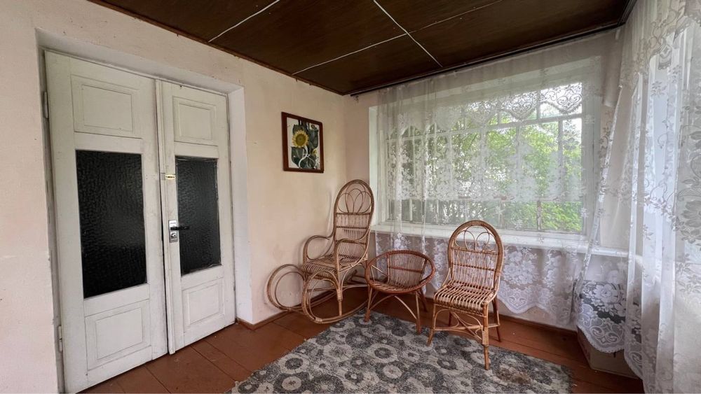 Продам частину будинку в селі Бабин