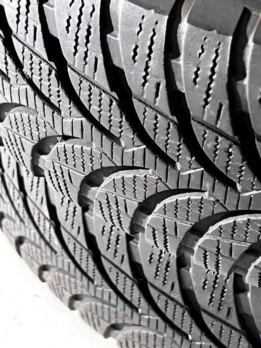 Pneus Bridgestone Blizzak LM500 - 155/70/19 - Como NOVOS